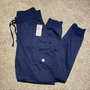 Butter soft NWT scrub leggings navy medium